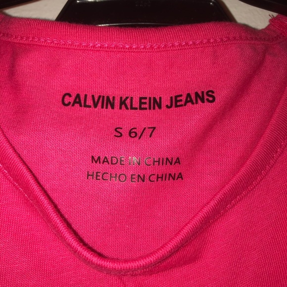 Calvin Klein - Picture 3 of 3